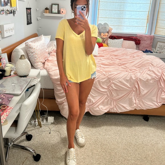 American Eagle Soft & Sexy Tee - Picture 4 of 6